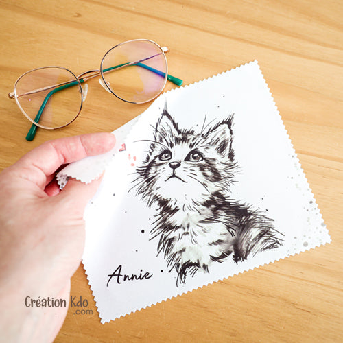 essui lunette chat chiffonnette microfibre petit chiffon écran smartphone et optique