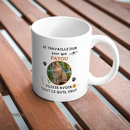 mug chat personnalisé je travaille dur tasse photo cadeau prénom