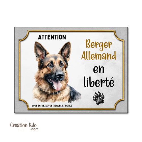 berger allemand en liberté plaque attention au chien panneau portail je monte la garde