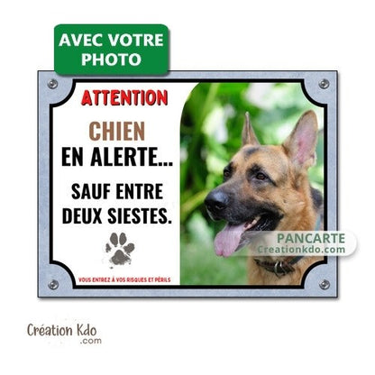 plaque photo personnalisée chien en alerte panneau humour monte la garde pancarte