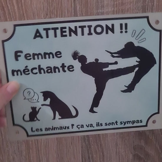 panneau humour femme méchante